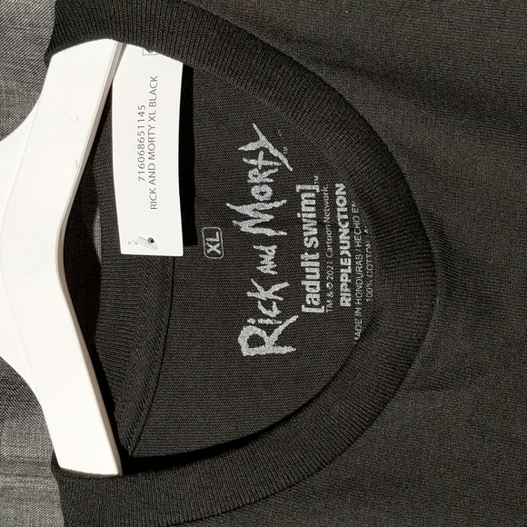 Rick and Morty T-shirt 🆕 - Picture 3 of 3